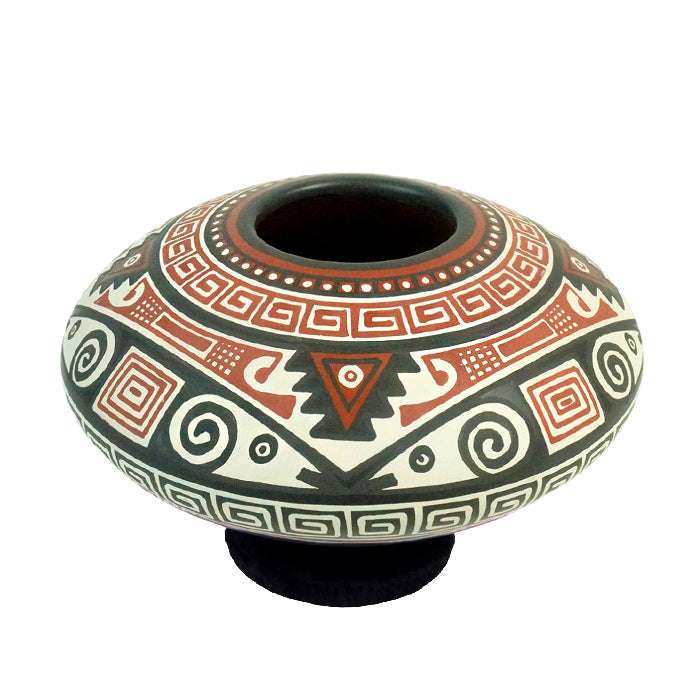 Enrique Pedragon: Rams Seed Pot Mata Ortiz