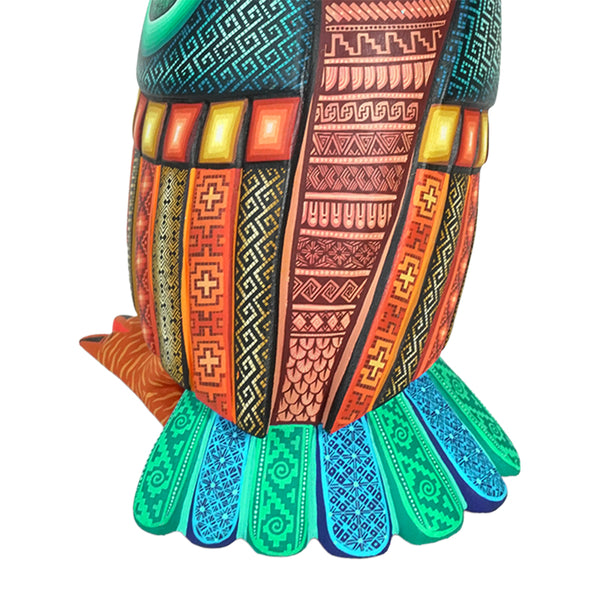 Jose Calvo & Magaly Fuentes: Spectacular Great Horned Owl