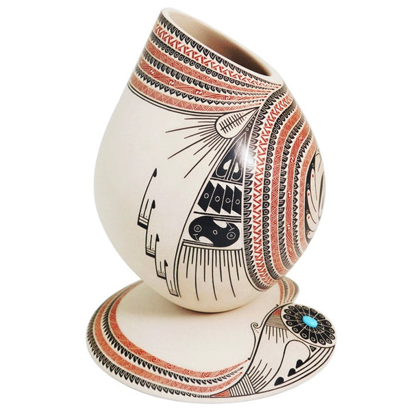 Hector Gallegos Jr: Exquisite Olla Mata Ortiz Pottery