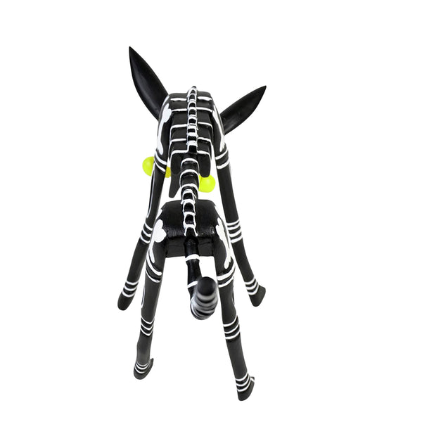 Adrian Xuana: Skeleton Dog Woodcarving