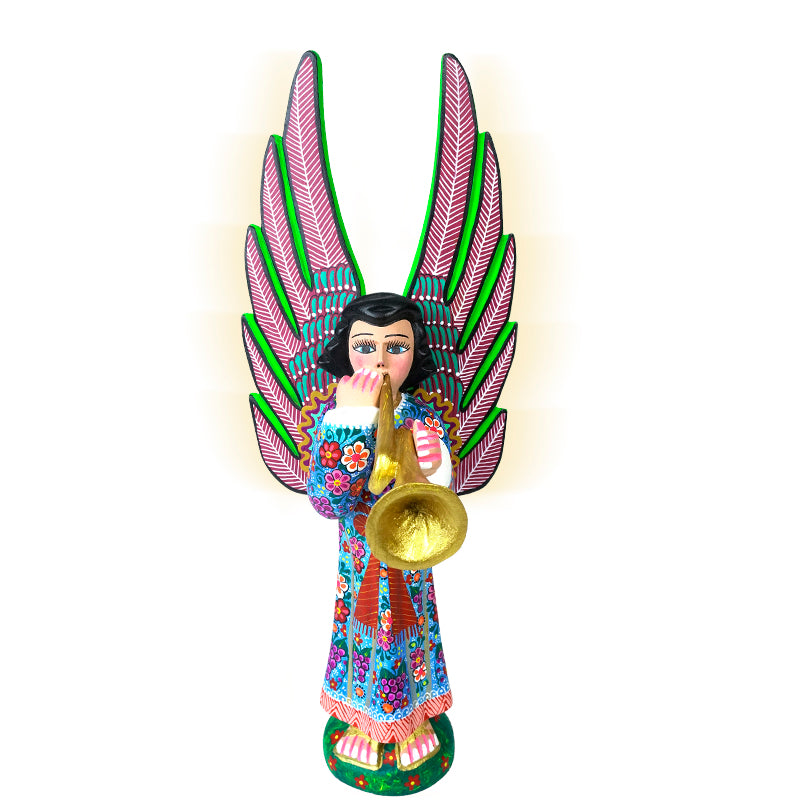 Alberto Jimenez: Angel with Trumpet Woodcarving