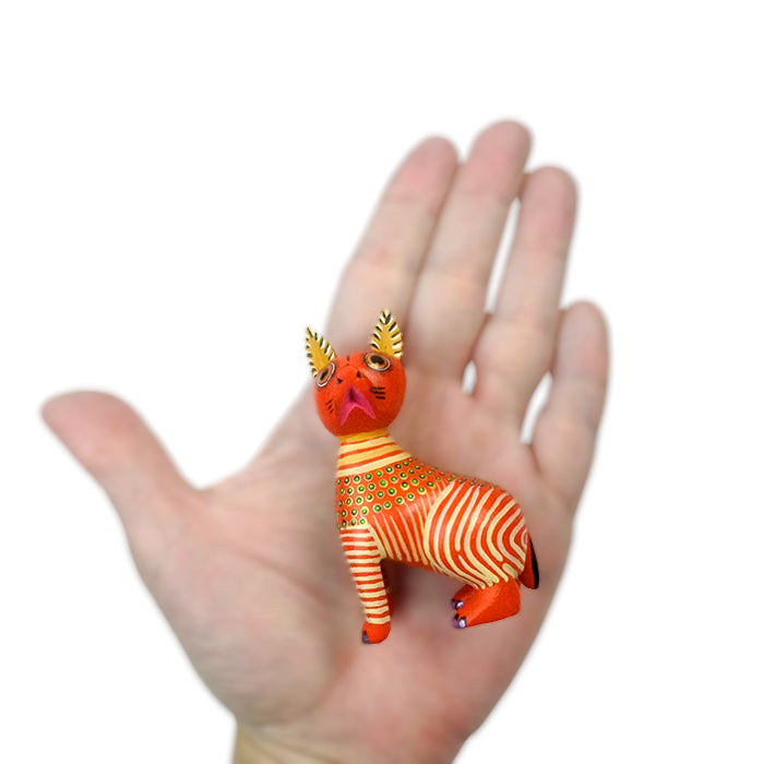 Ana Xuana: Miniature Dog Oaxaca Woodcarvig