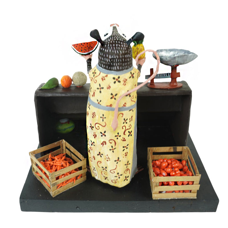 Antonio Alonso: Spectacular Fruit Market Vendor Paper Mache