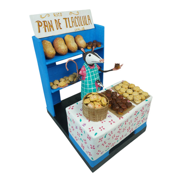 (LYWY ) Antonio Alonso: Bakery Paper Mache