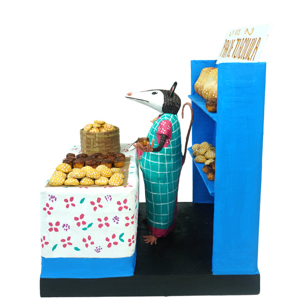 (LYWY ) Antonio Alonso: Bakery Paper Mache