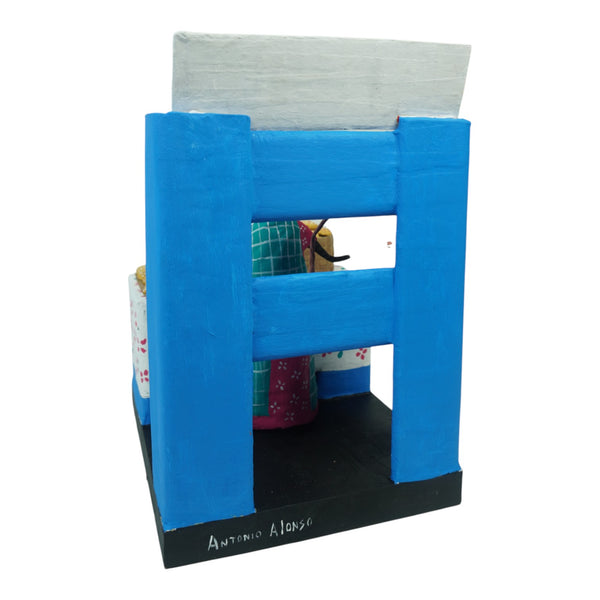 (LYWY ) Antonio Alonso: Bakery Paper Mache