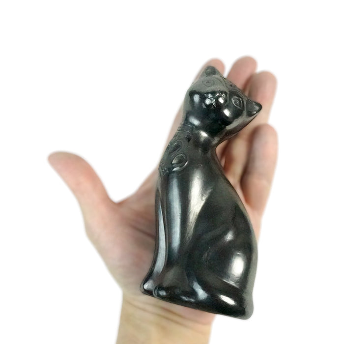 Barro Negro: Black Clay Cat Figurine