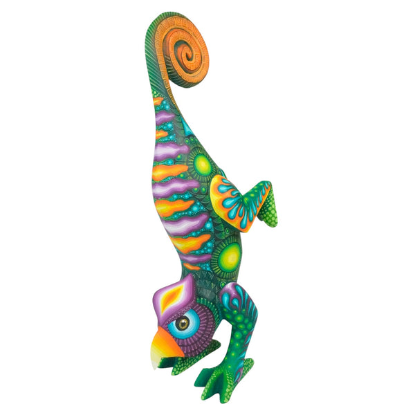 Carolina Sandoval & Kengi: Impressive Fusion Eagle-Chameleon Alebrije