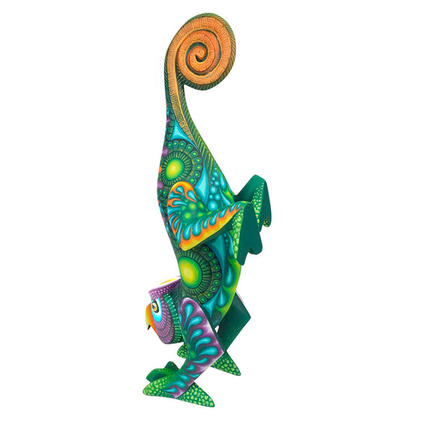 Carolina Sandoval & Kengi: Impressive Fusion Eagle-Chameleon Alebrije