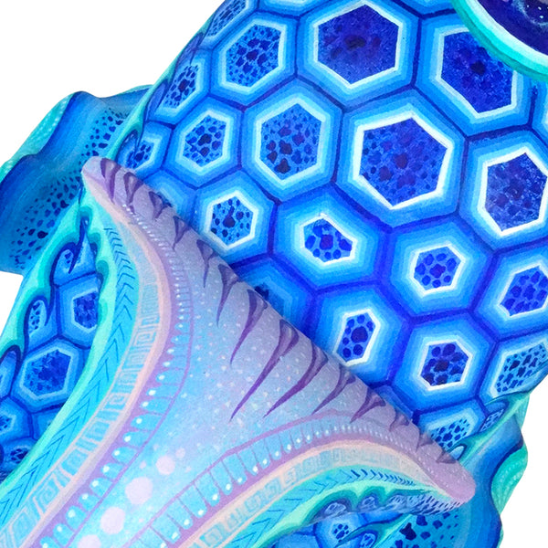 Carolina Sandoval & Kengi: Superb Queen Whale Woodcarving