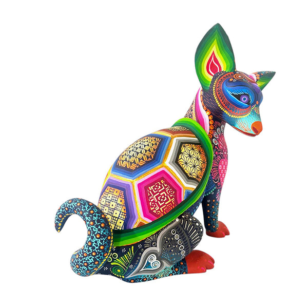 Cesar Melchor: Fusion Fox-Turtle Woodcarving