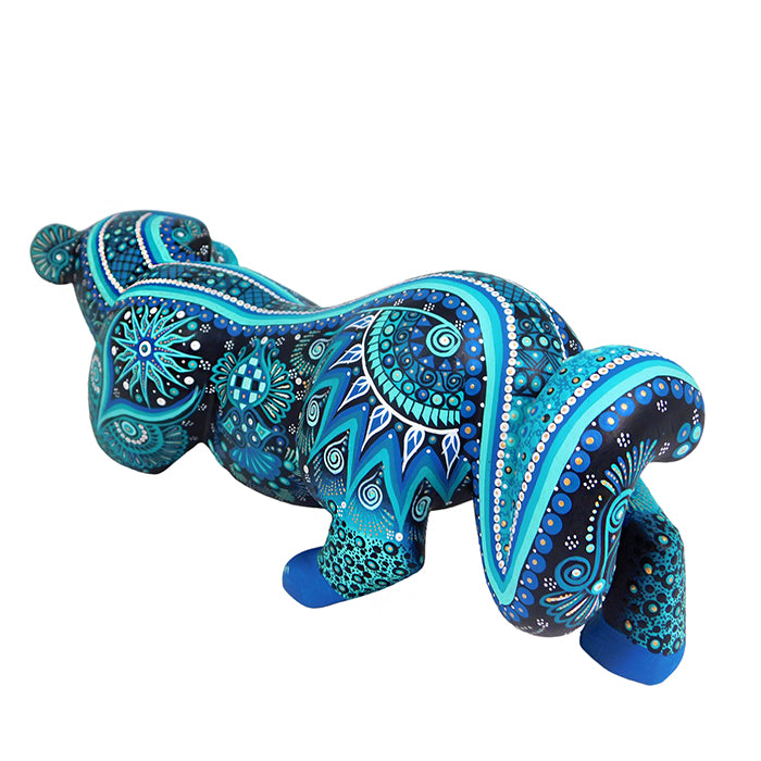 Cesar Melchor: Turquoise Jaguar Woodcarving