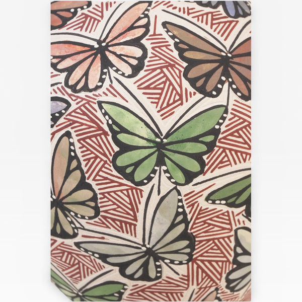 Cindy Perez: Etched Butterflies Mata Ortiz
