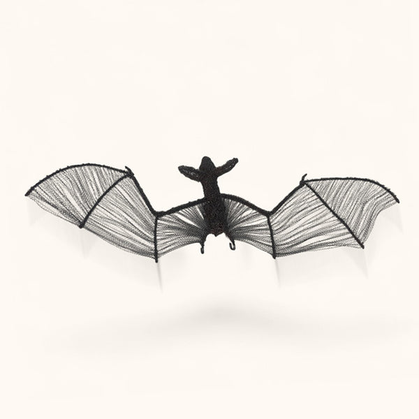 Cristo Escamilla: Wire Bat Wire Art