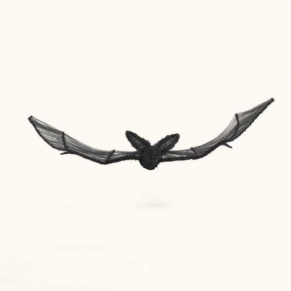 Cristo Escamilla: Wire Bat Wire Art