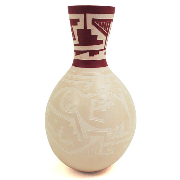 Claudia Ledezma: Long Neck Mimbres Olla