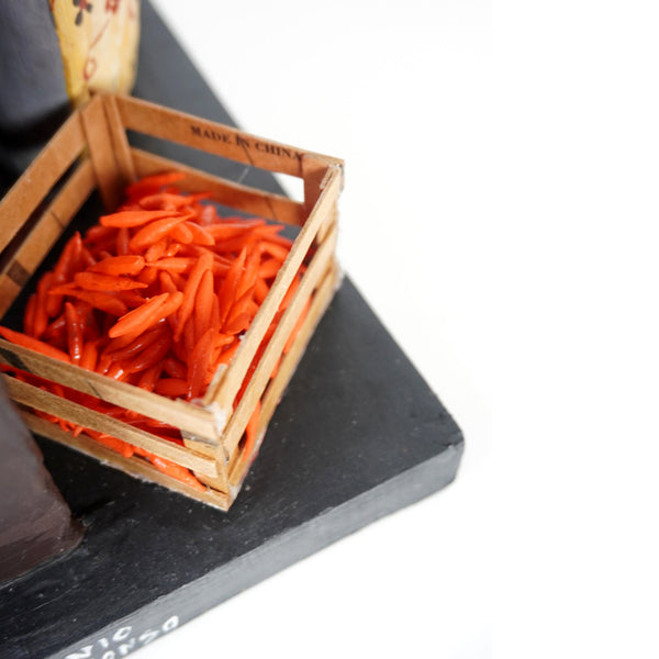 Antonio Alonso: Spectacular Fruit Market Vendor Paper Mache