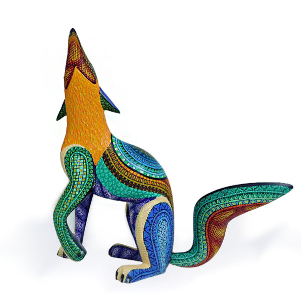 Margarito Melchor Jr: Howling Coyote Woodcarving