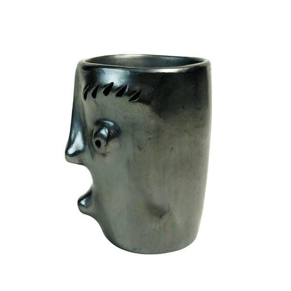 Dona Rosa: Contemporary Design Barro Negro