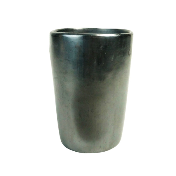 Dona Rosa: Contemporary Design Barro Negro