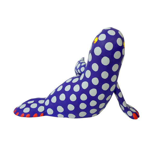 Eduardo Jimenez: Seal Woodcarving