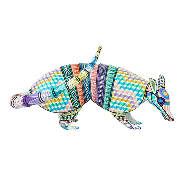 Emmanuel Ramirez: Spectacular Guardian Armadillo Woodcarving