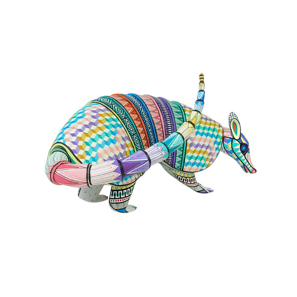 Emmanuel Ramirez: Spectacular Guardian Armadillo Woodcarving