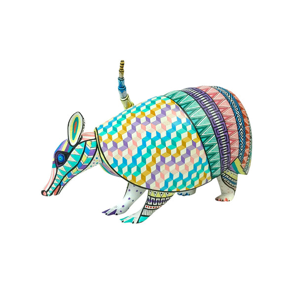 Emmanuel Ramirez: Spectacular Guardian Armadillo Woodcarving