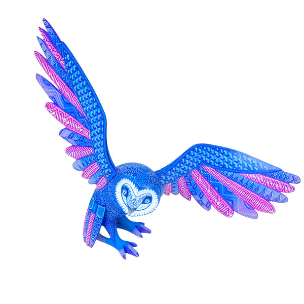 Emmanuel Ramirez: Spectacular Owl Woodcarving