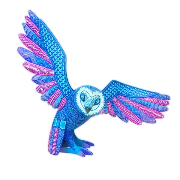 Wood sculpture of an owl, handmade in Oaxaca