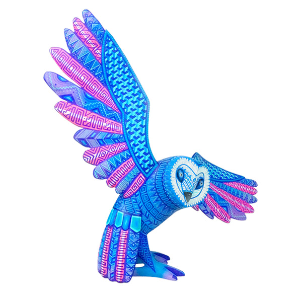 Emmanuel Ramirez: Spectacular Owl Woodcarving