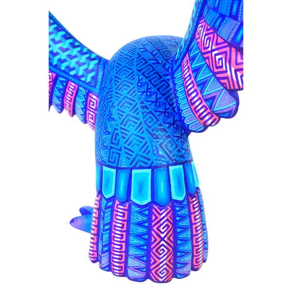 Emmanuel Ramirez: Spectacular Owl Woodcarving