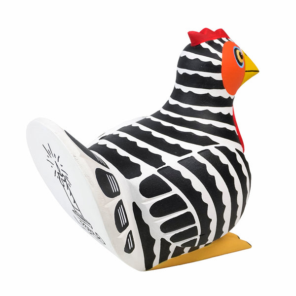 Luis Pablo: Plymouth Hen & Chicks Alebrije