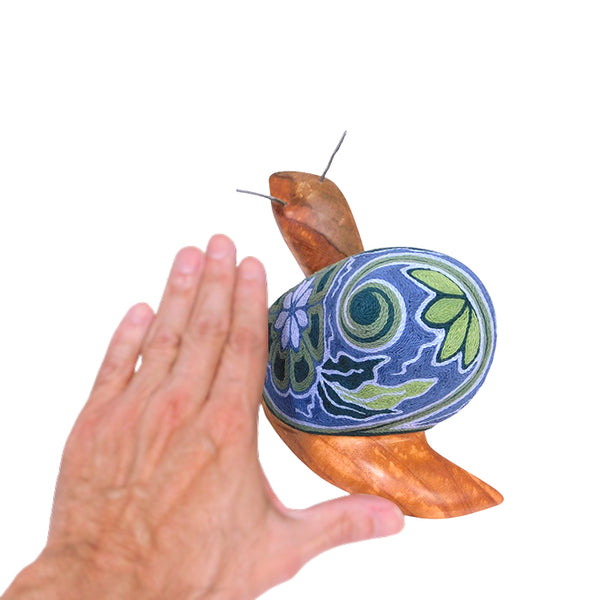 Huichol: Yarn Flowers Snail