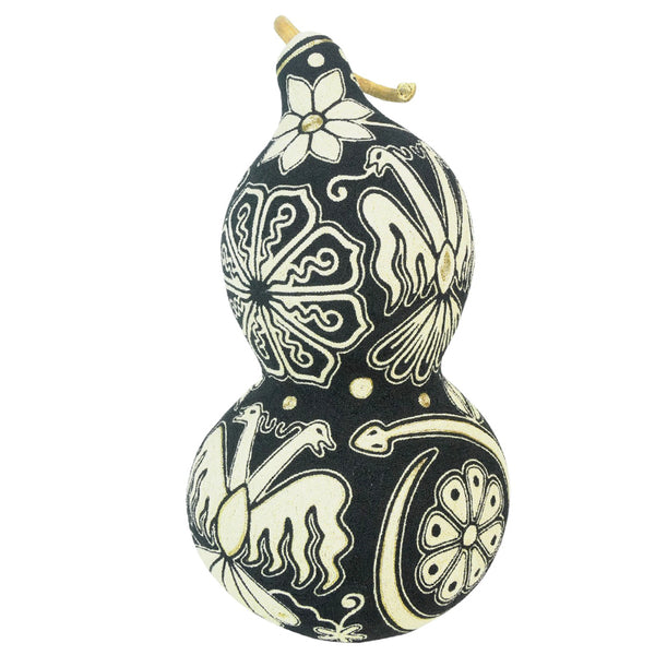 Huichol: Yarn Gourd Figurine