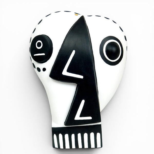 Luis Pablo: Picasso Mask Woodcarving