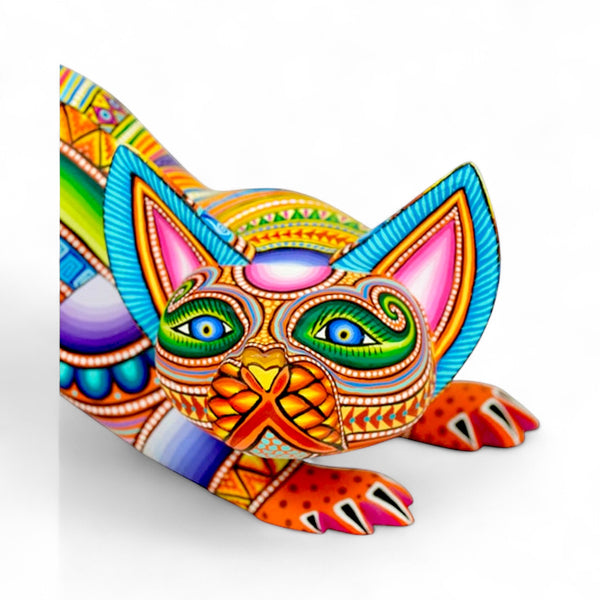 Magaly Fuentes: Playful Cat Woodcarving