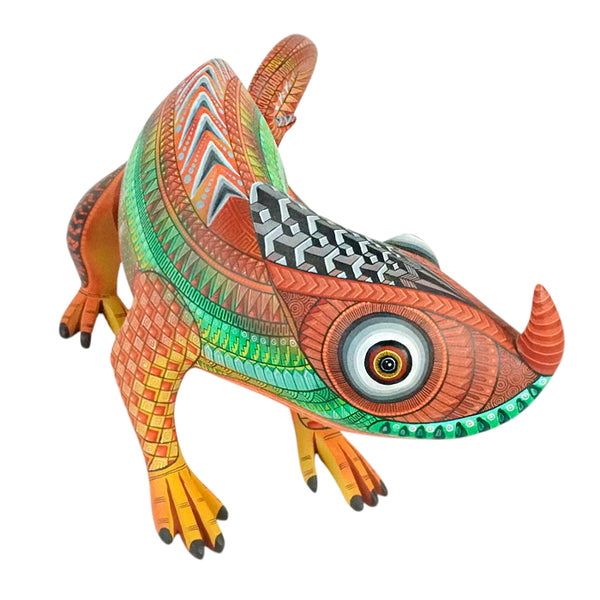 Isabel Fabian: One-Piece Chameleon Sculpture