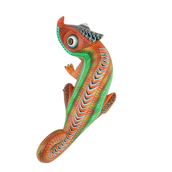 Isabel Fabian: One-Piece Chameleon Sculpture