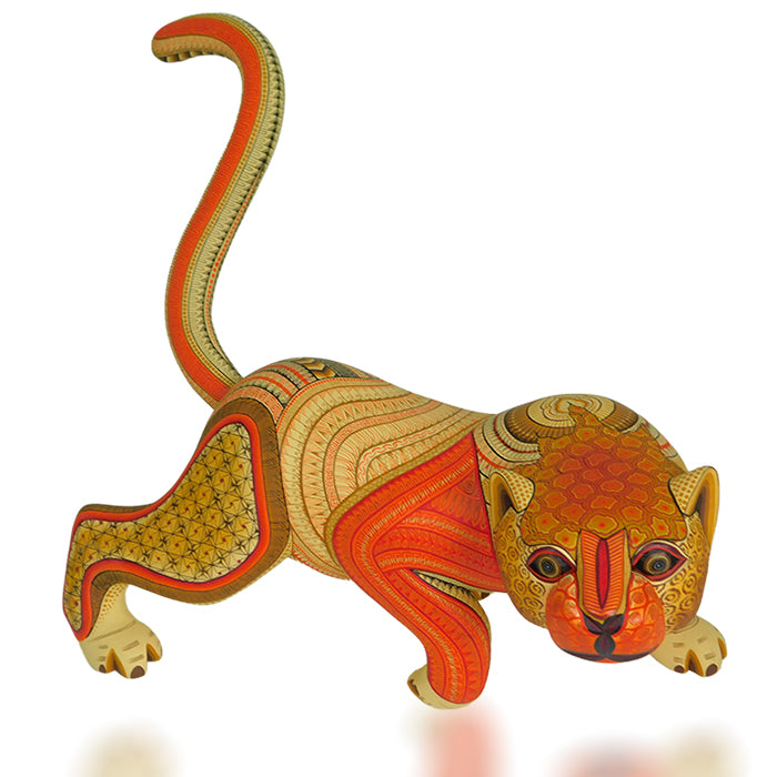 Isabel Fabian: Exquisite Puma Woodcarving