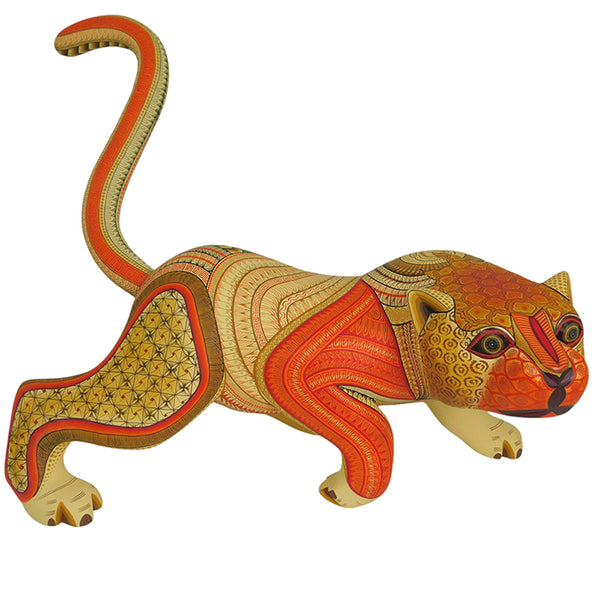 Isabel Fabian: Exquisite Puma Woodcarving