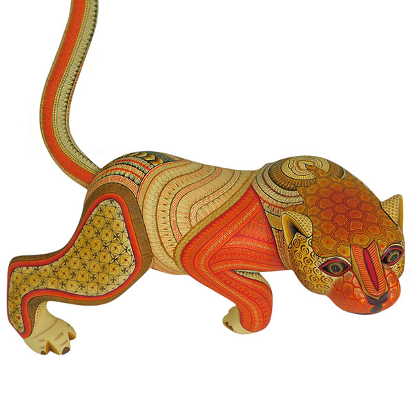 Isabel Fabian: Exquisite Puma Woodcarving