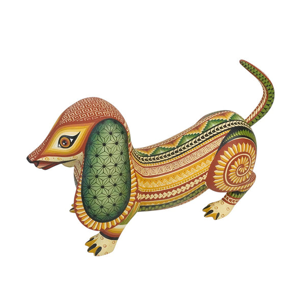 Ivan Fuentes: Elegant Dachshund Woodcarving