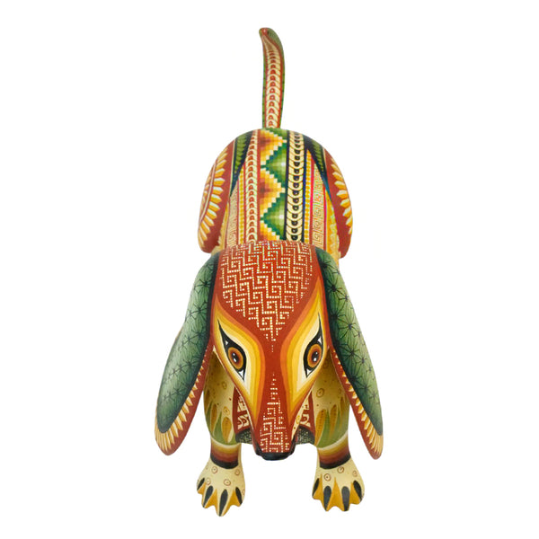 Ivan Fuentes: Elegant Dachshund Woodcarving