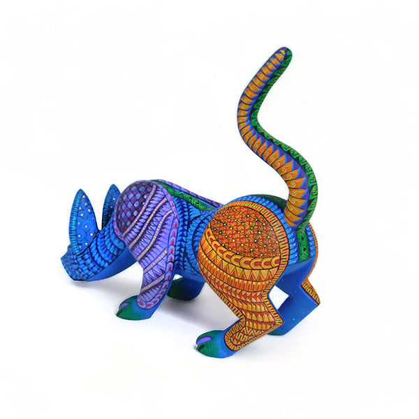 Ivan Fuentes: Panther Woodcarving