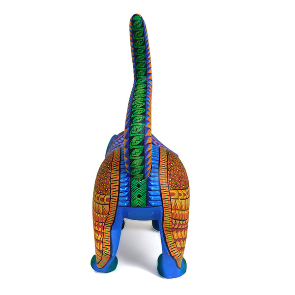 Ivan Fuentes: Panther Woodcarving