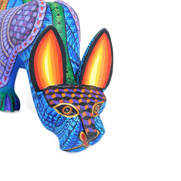 Ivan Fuentes: Panther Woodcarving