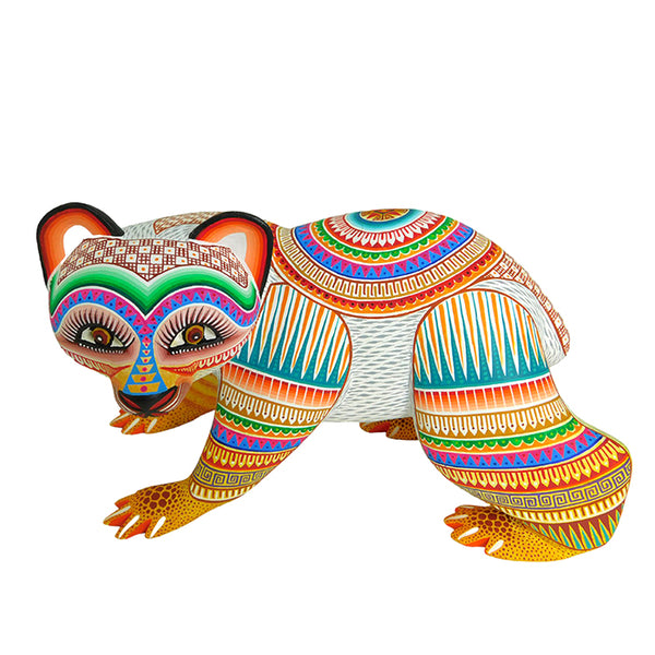 Julia Fuentes: Superb Polar Bear Sculpture