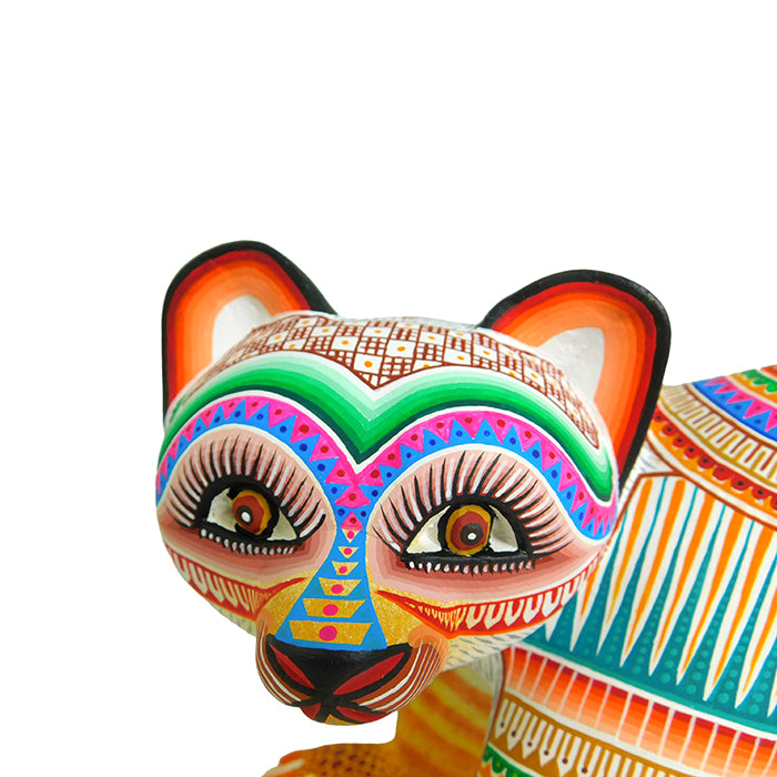 Bear Alebrije woodcarving from Oaxaca