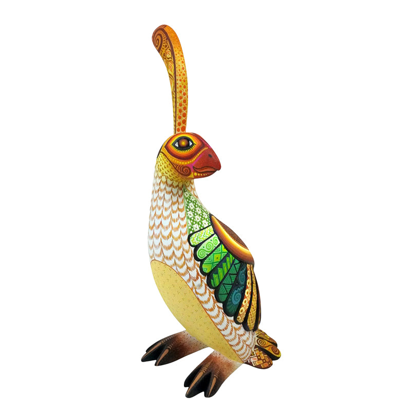 Julia Fuentes: Stunning Pheasant Woodcarving